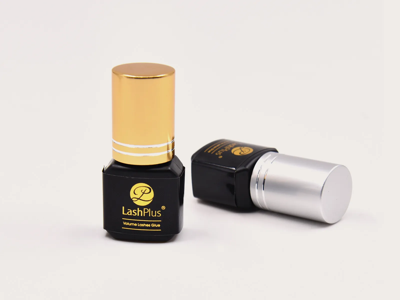 Adhesivo profesional LashPlus para extensiones de pestañas, frasco de marca privada